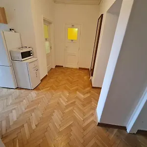 https://fantastic-o13-room-b.warsawhotelspoland.com