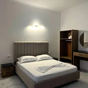 https://xhefris-apartments.albaniahotels.org